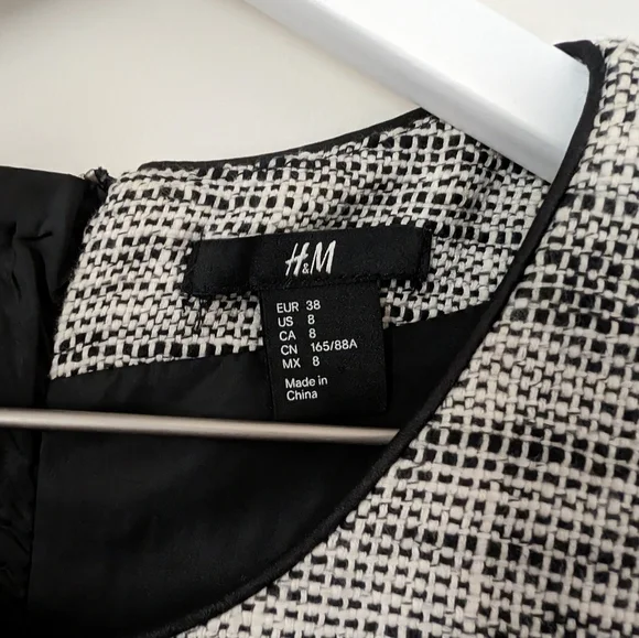 H&M Black White Cross Hatch Printed Sleeveless Sheath Dress Sz 8 - Picture 2 of 8